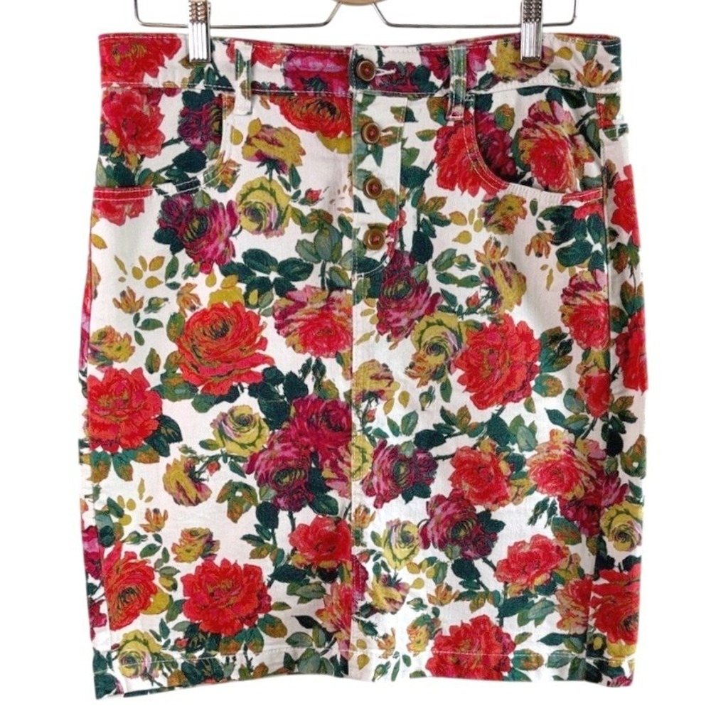 Maeve Floral Button-Front Mini Skirt in White, Red, Green